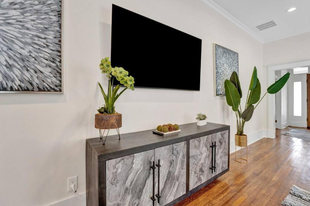 The Victorian - Elegant 3Br Home Near Overton メンフィス エクステリア 写真