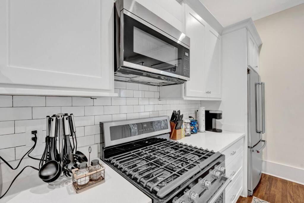 The Victorian - Elegant 3Br Home Near Overton メンフィス エクステリア 写真