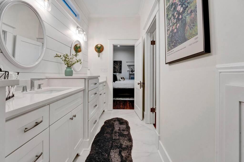 The Victorian - Elegant 3Br Home Near Overton メンフィス エクステリア 写真