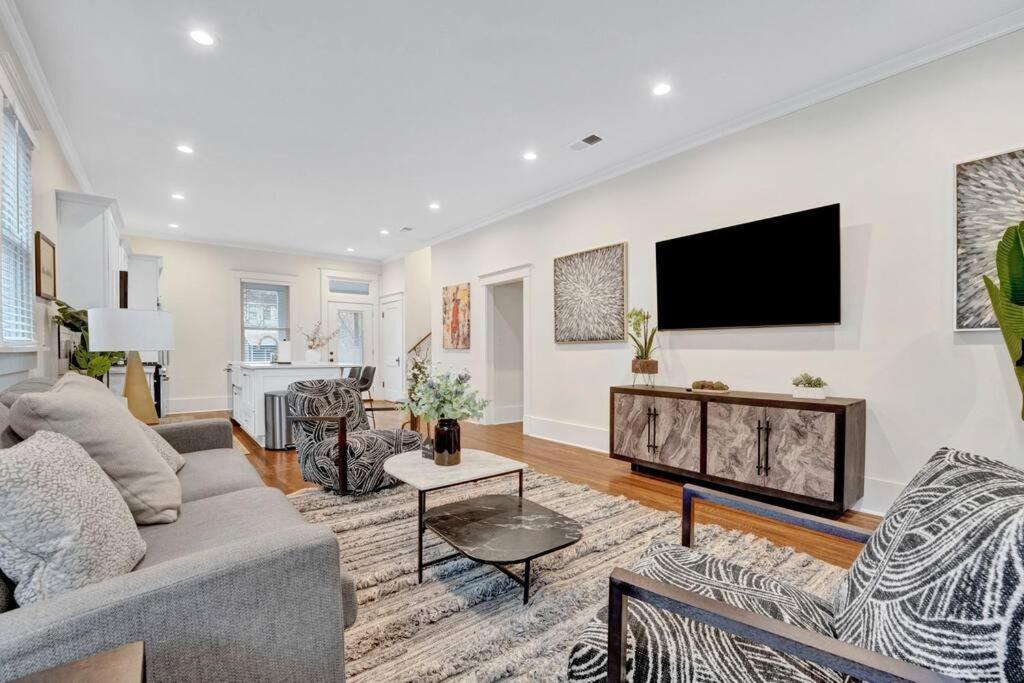 The Victorian - Elegant 3Br Home Near Overton メンフィス エクステリア 写真