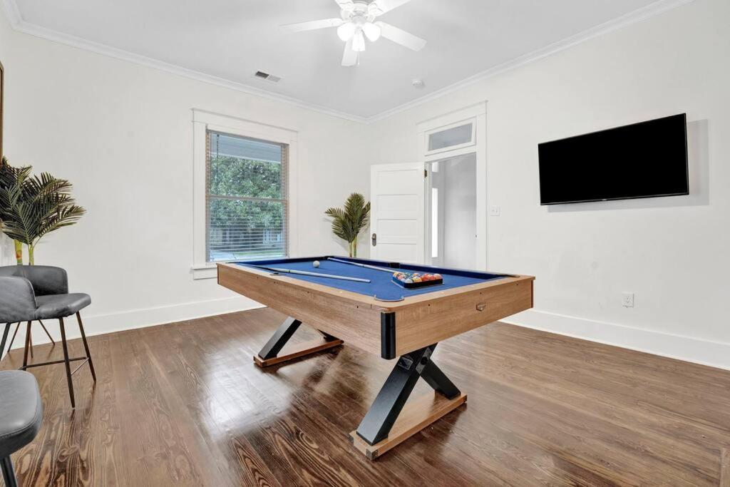 The Victorian - Elegant 3Br Home Near Overton メンフィス エクステリア 写真