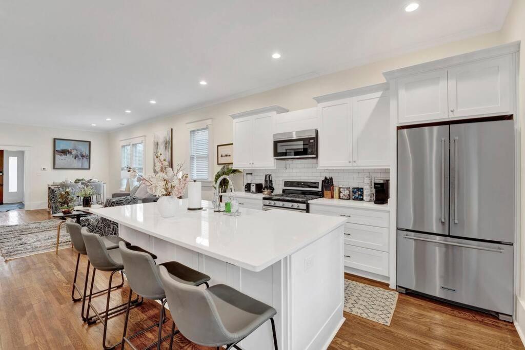 The Victorian - Elegant 3Br Home Near Overton メンフィス エクステリア 写真