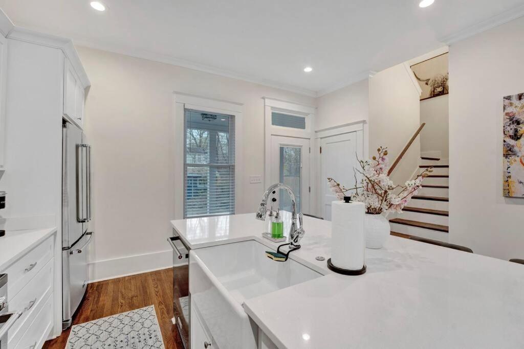The Victorian - Elegant 3Br Home Near Overton メンフィス エクステリア 写真